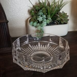 Vintage Beautiful 12 Panel Heavy Crystal Bowl Treat‎ Candy Dish